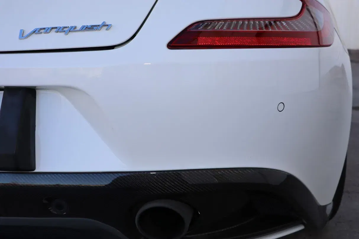 14K-Mile 2015 Aston Martin Vanquish Volante Carbon Edition