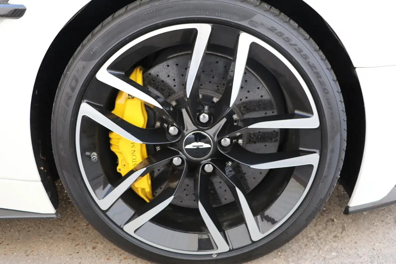 14K-Mile 2015 Aston Martin Vanquish Volante Carbon Edition