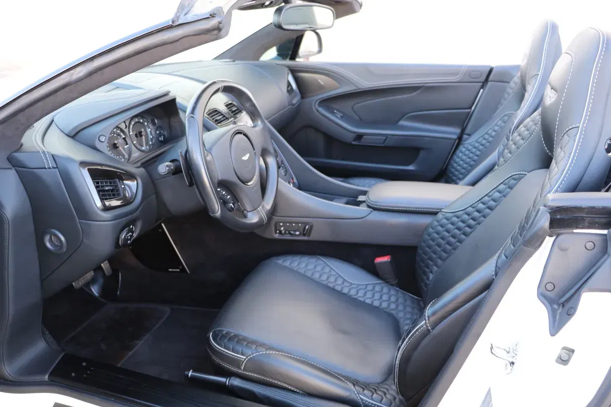 14K-Mile 2015 Aston Martin Vanquish Volante Carbon Edition