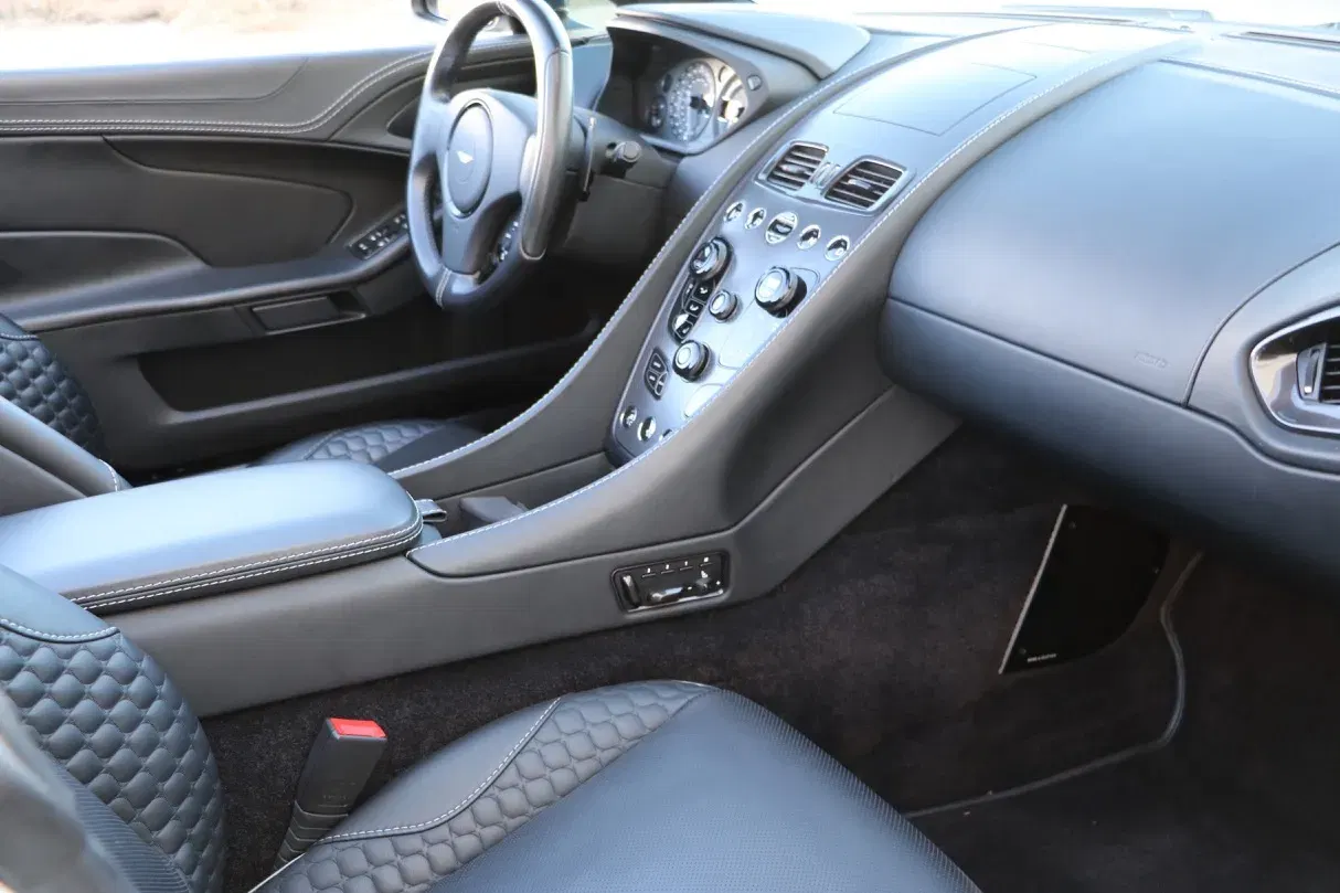 14K-Mile 2015 Aston Martin Vanquish Volante Carbon Edition