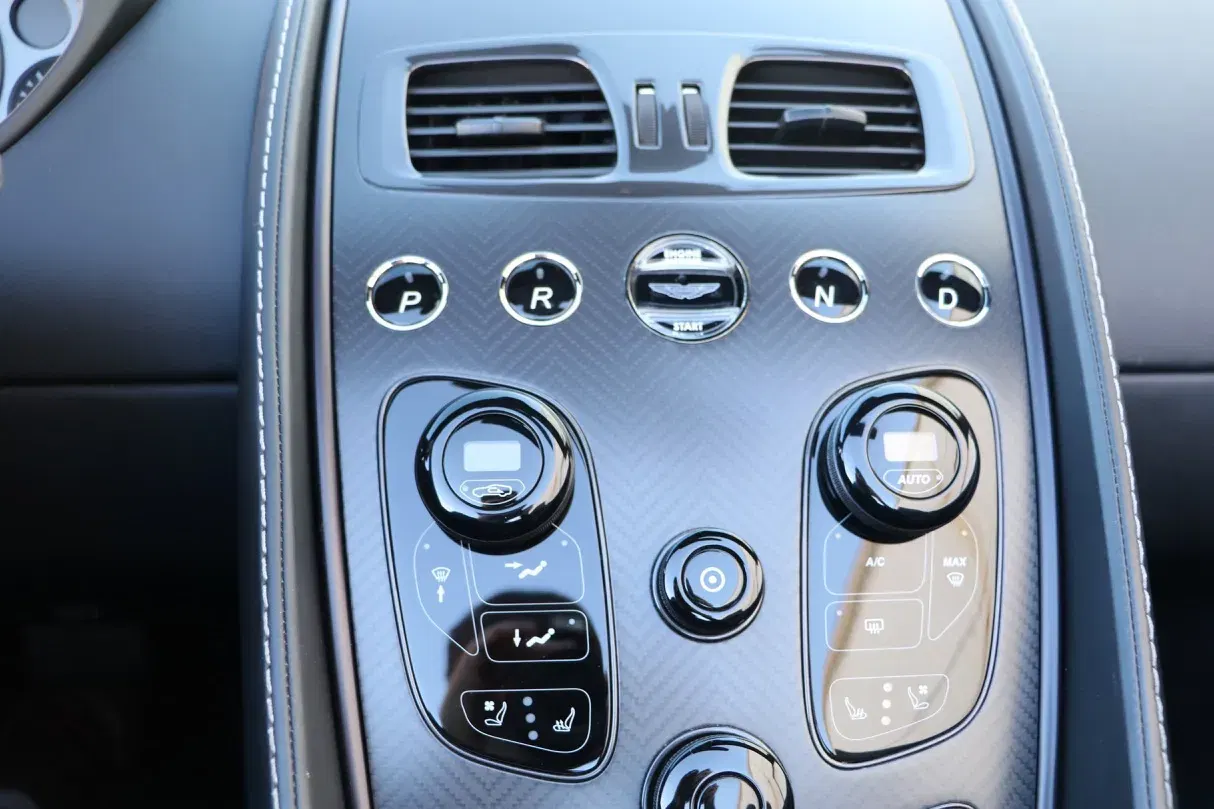 14K-Mile 2015 Aston Martin Vanquish Volante Carbon Edition