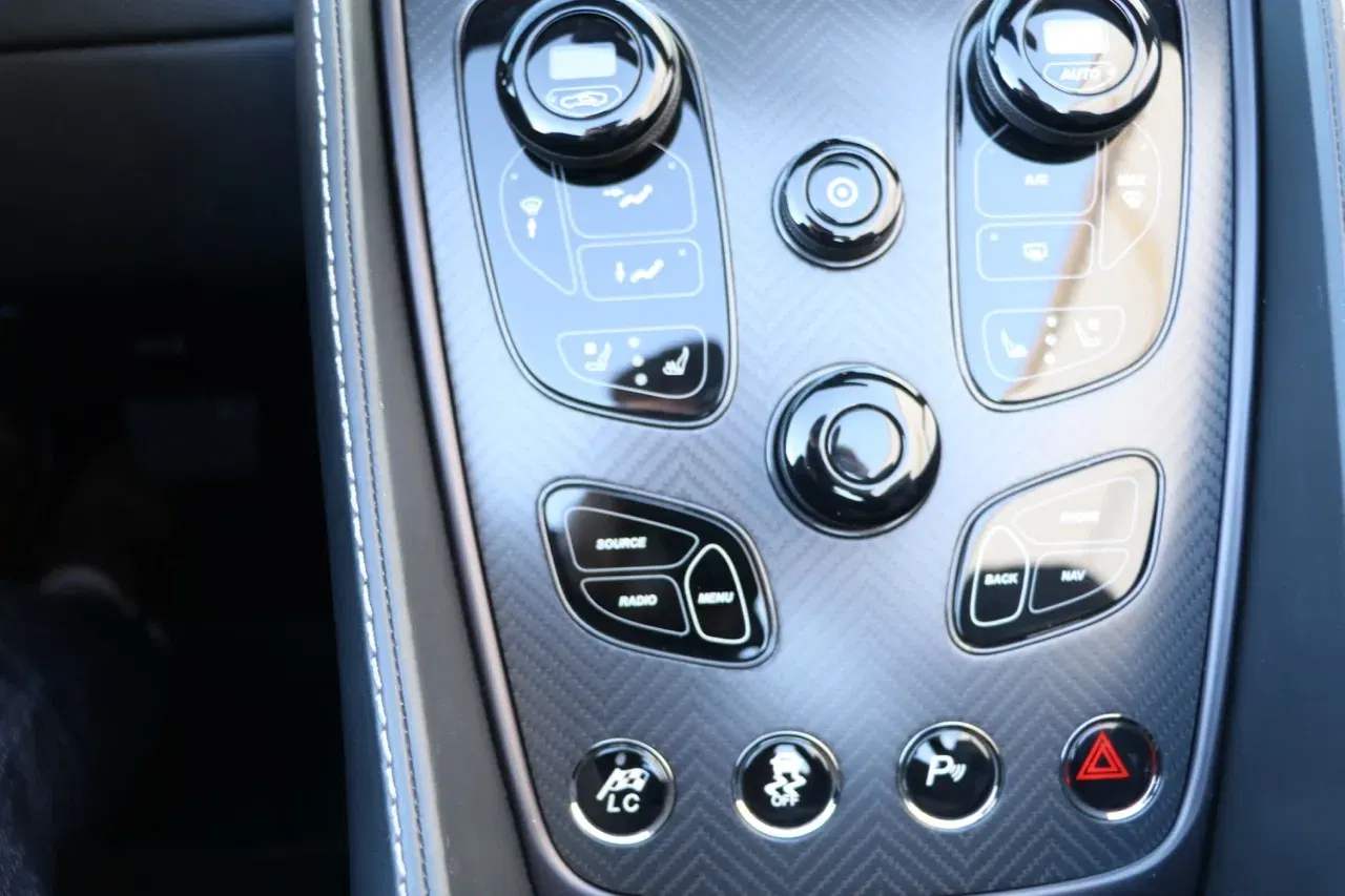 14K-Mile 2015 Aston Martin Vanquish Volante Carbon Edition