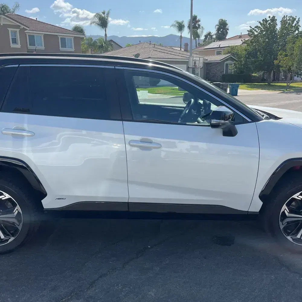 2025 Toyota RAV4 Plug-in Hybrid XSE