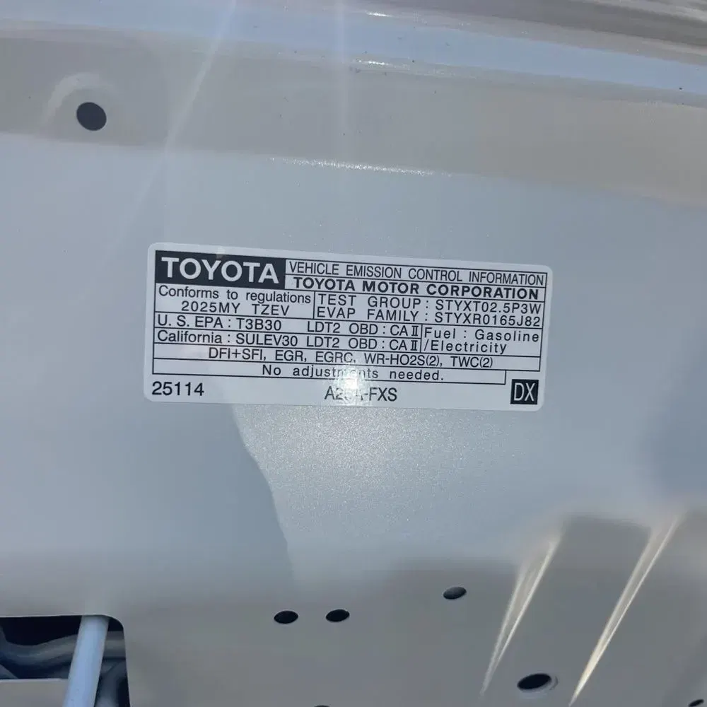 2025 Toyota RAV4 Plug-in Hybrid XSE