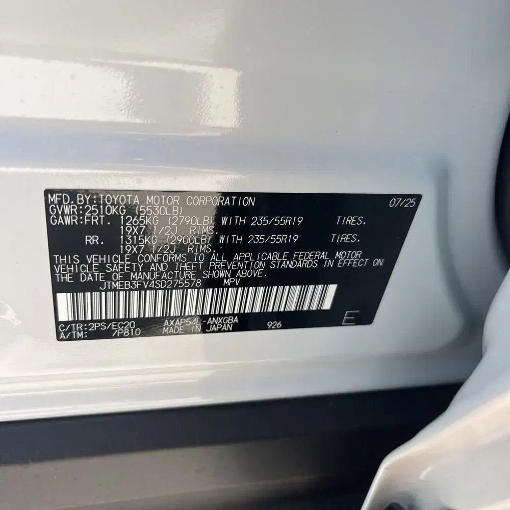 2025 Toyota RAV4 Plug-in Hybrid XSE