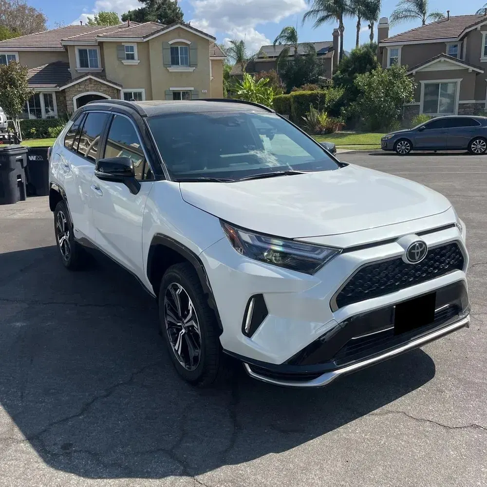 2025 Toyota RAV4 Plug-in Hybrid XSE