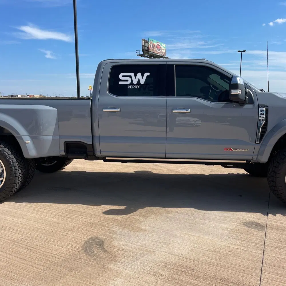 2025 Ford F-450 Super Duty Platinum