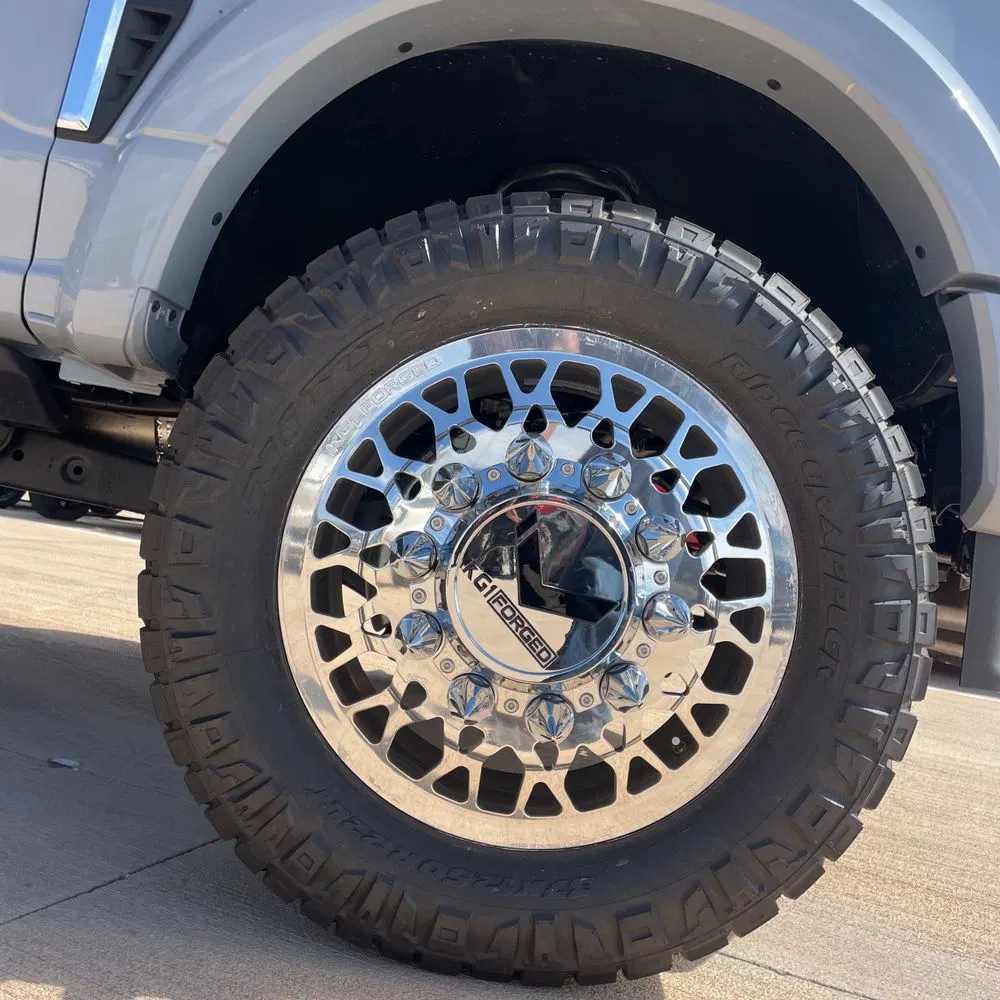 2025 Ford F-450 Super Duty Platinum