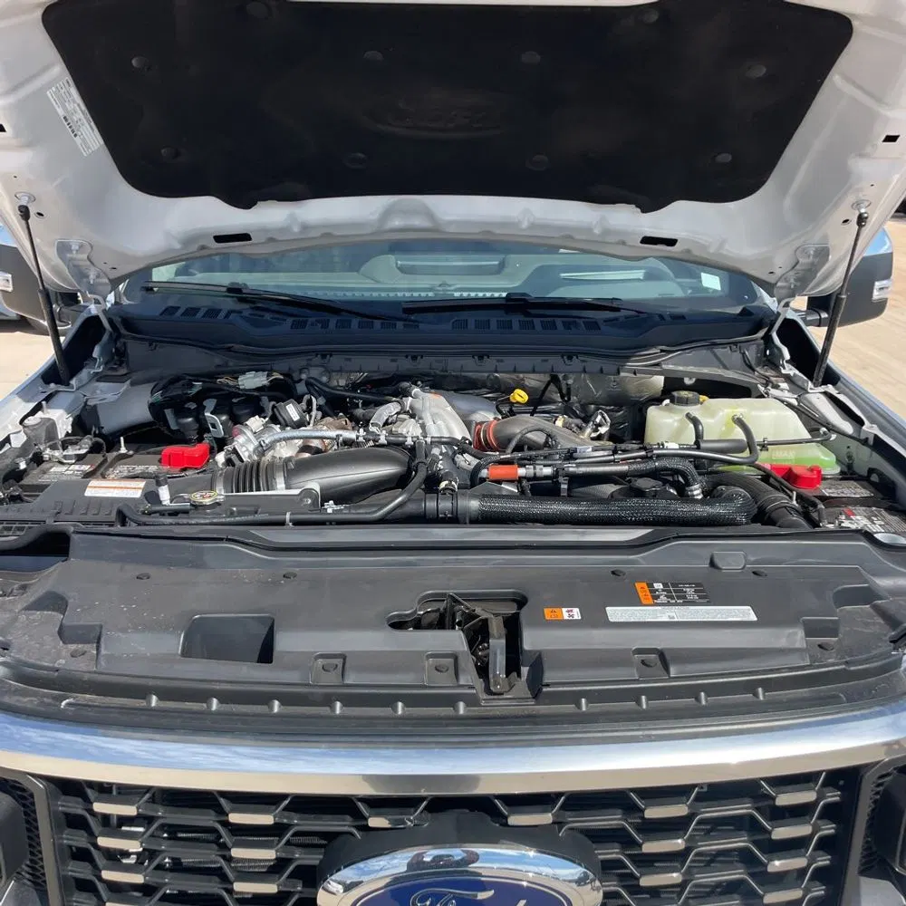 2025 Ford F-450 Super Duty Platinum