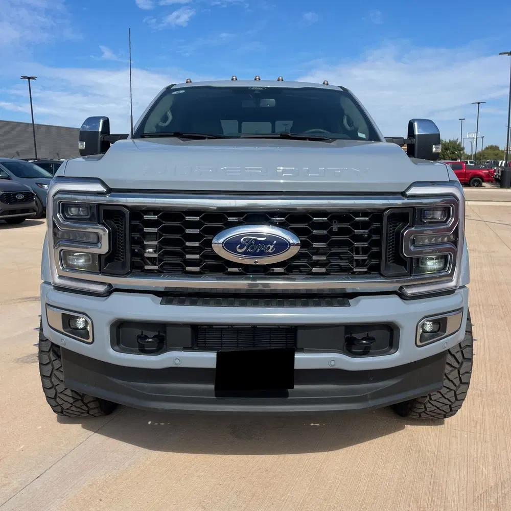2025 Ford F-450 Super Duty Platinum