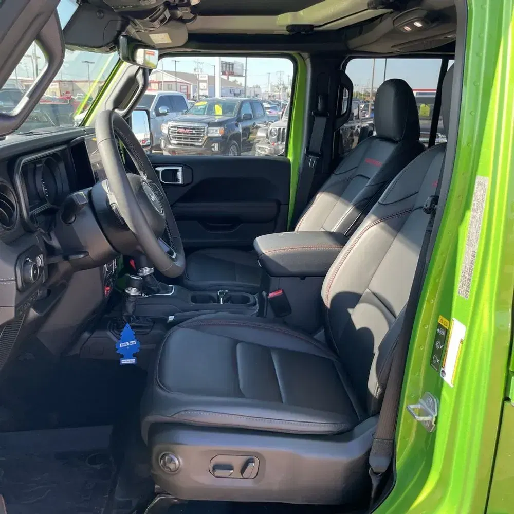 2025 Jeep Wrangler Rubicon X