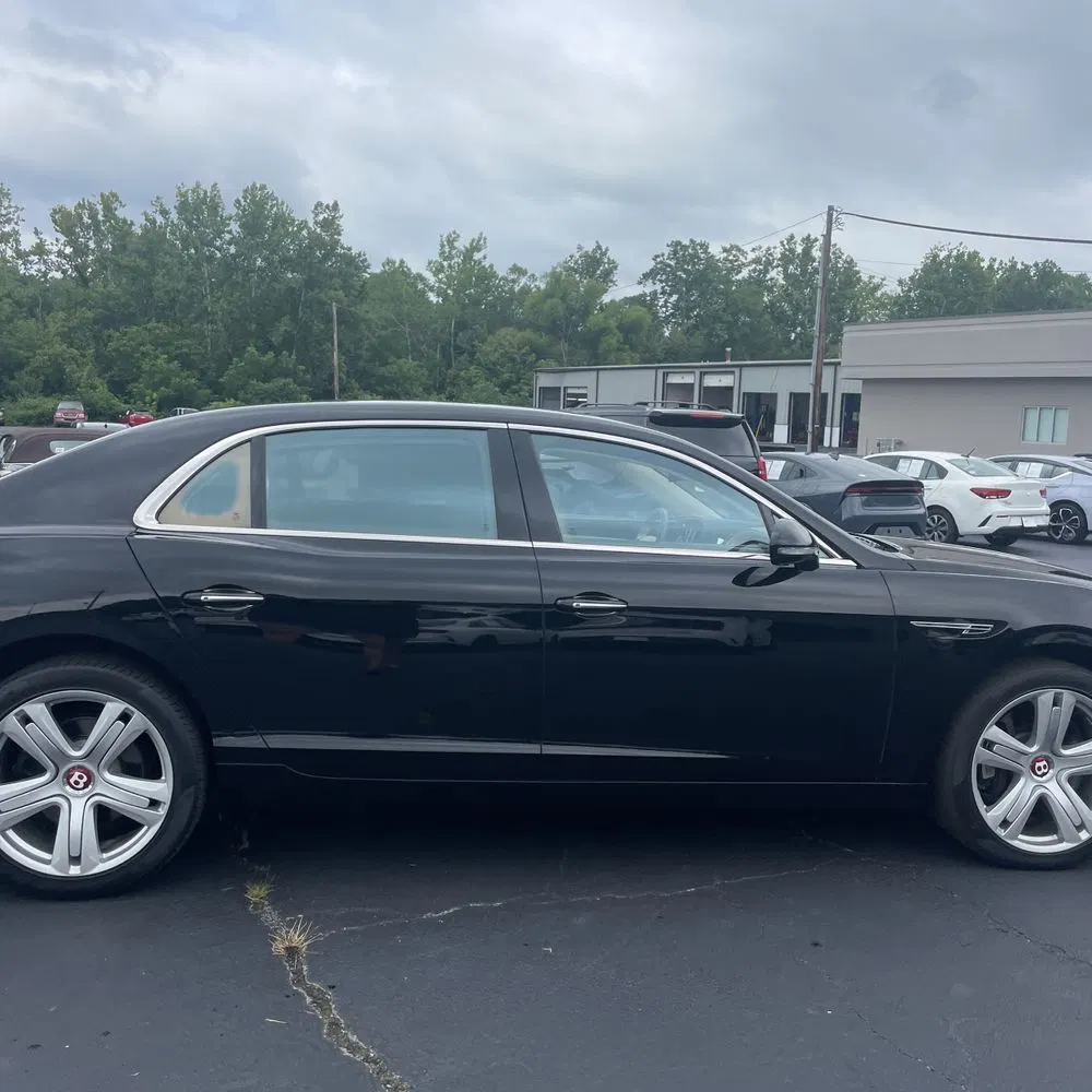 2015 Bentley Flying Spur Base
