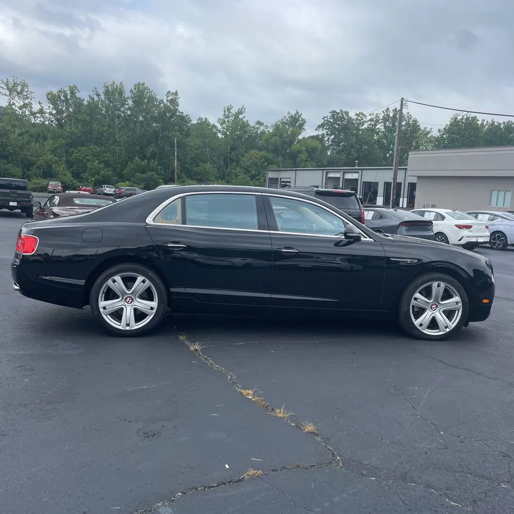 2015 Bentley Flying Spur Base