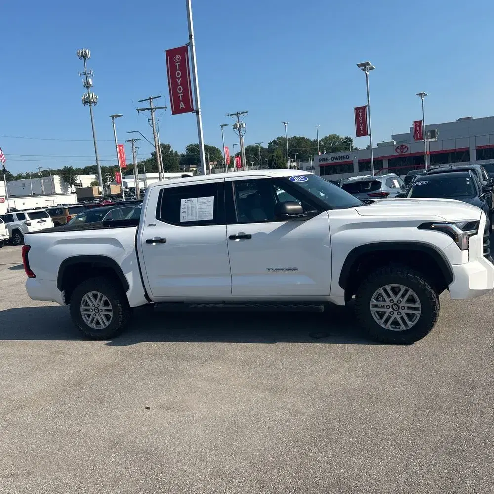 2025 Toyota Tundra SR5