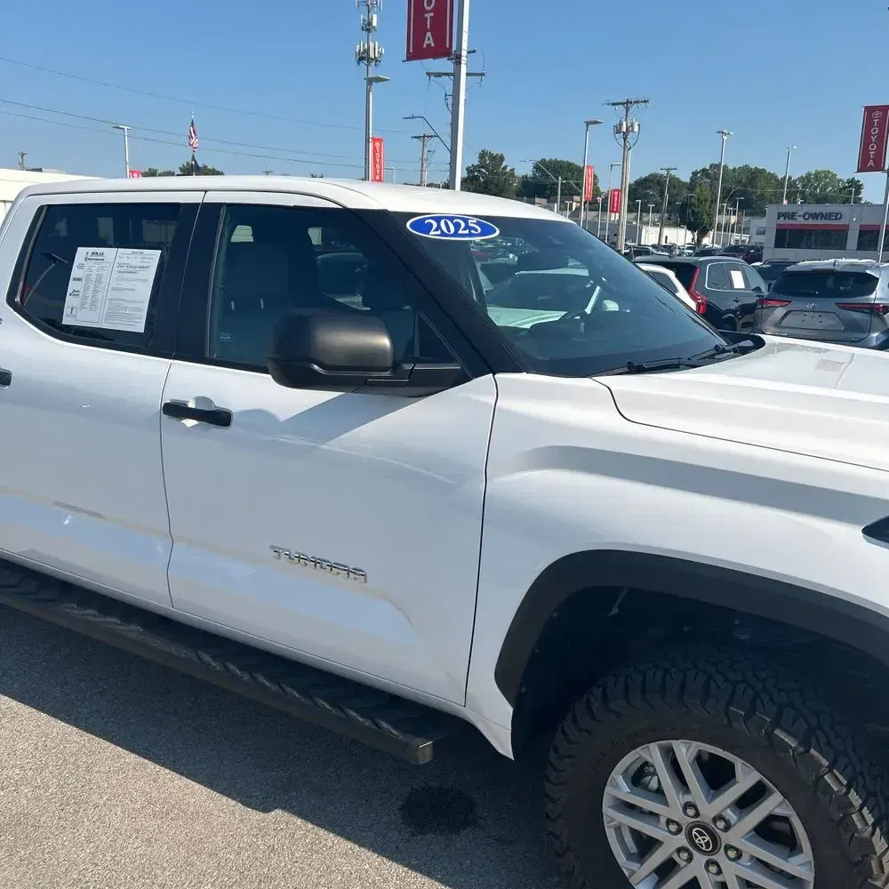 2025 Toyota Tundra SR5