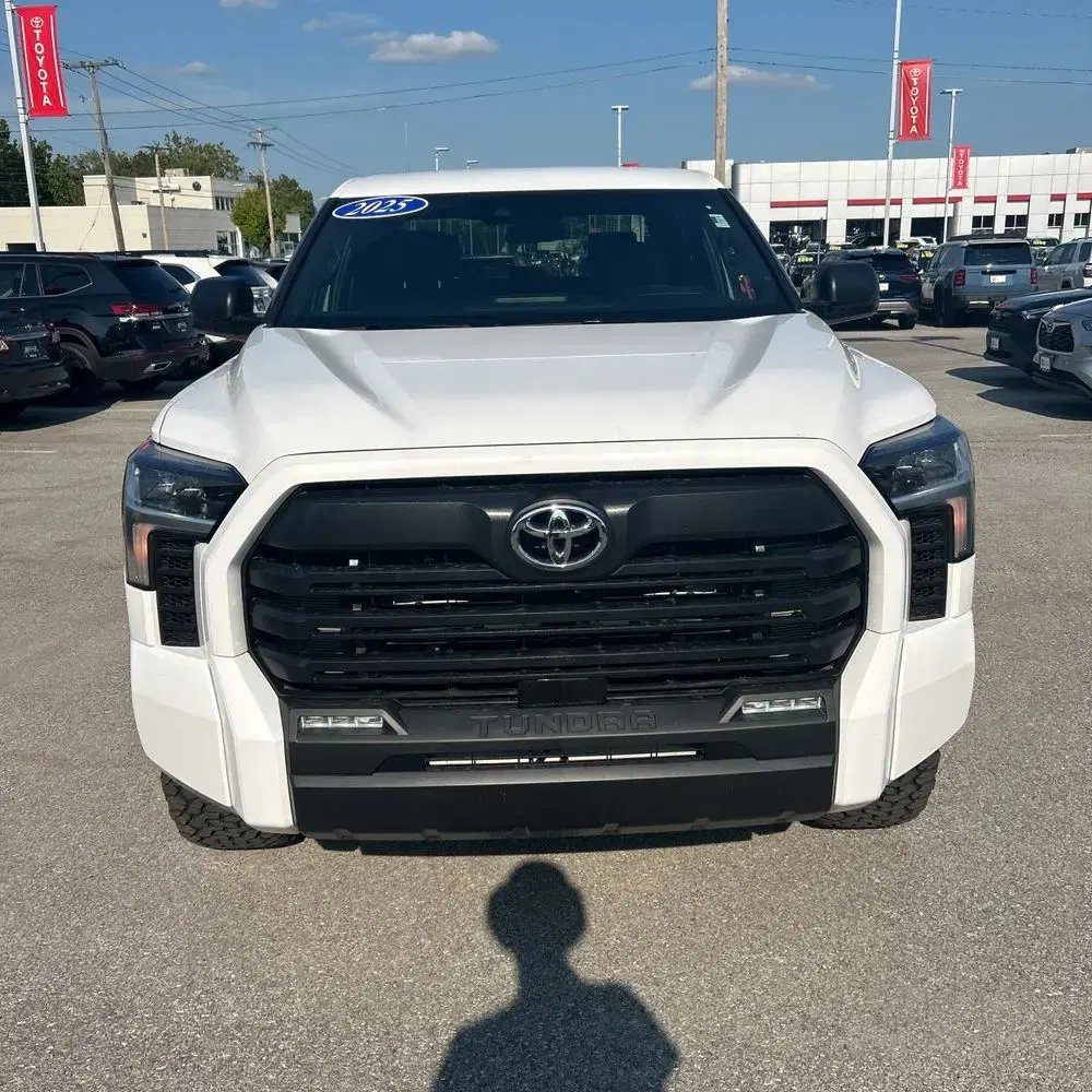 2025 Toyota Tundra SR5