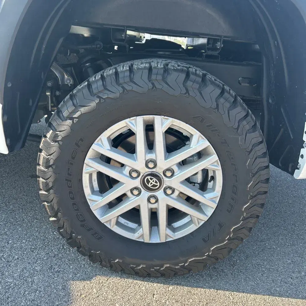 2025 Toyota Tundra SR5