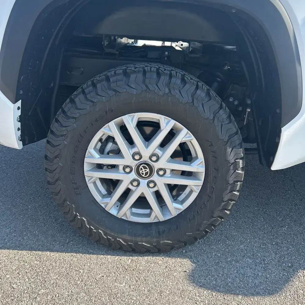2025 Toyota Tundra SR5