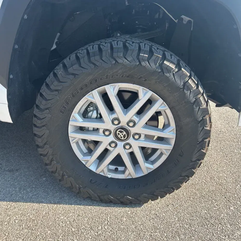 2025 Toyota Tundra SR5