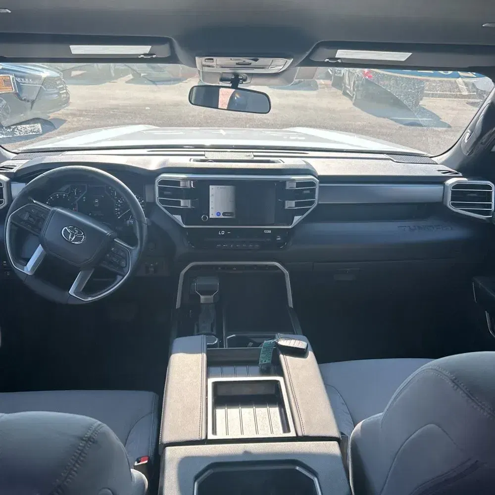 2025 Toyota Tundra SR5