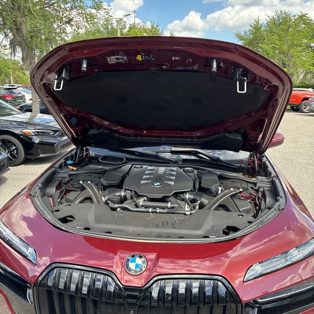 2023 BMW 760 i xDrive