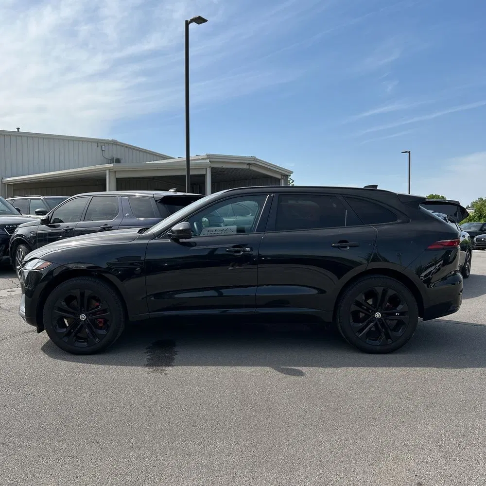 2024 Jaguar F-Pace P400 R-Dynamic S