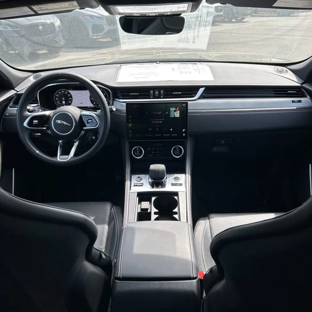 2024 Jaguar F-Pace P400 R-Dynamic S