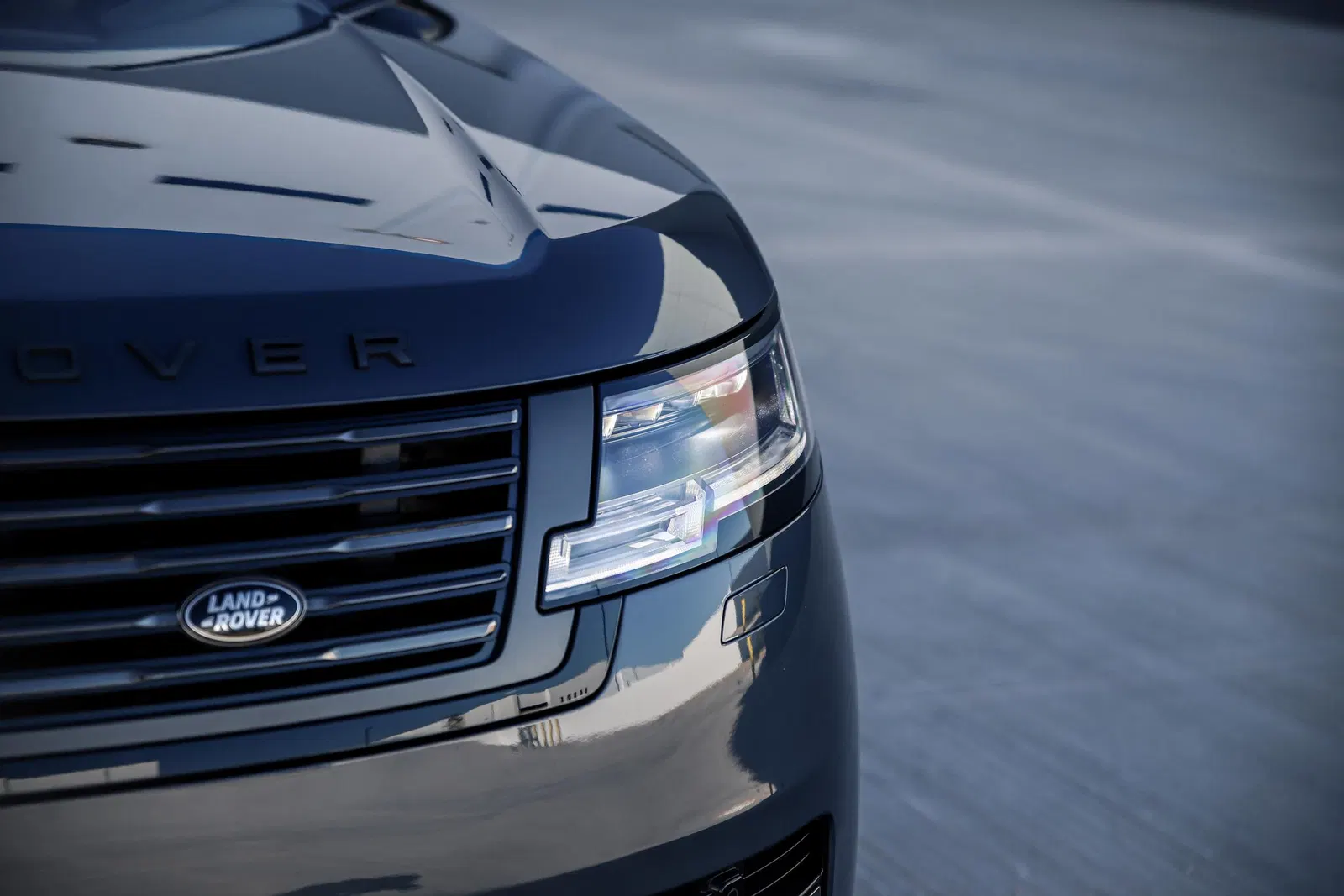 2023 Range Rover P530 SV - Twin-Turbo V8, AWD, Highly Equipped, Unmodified