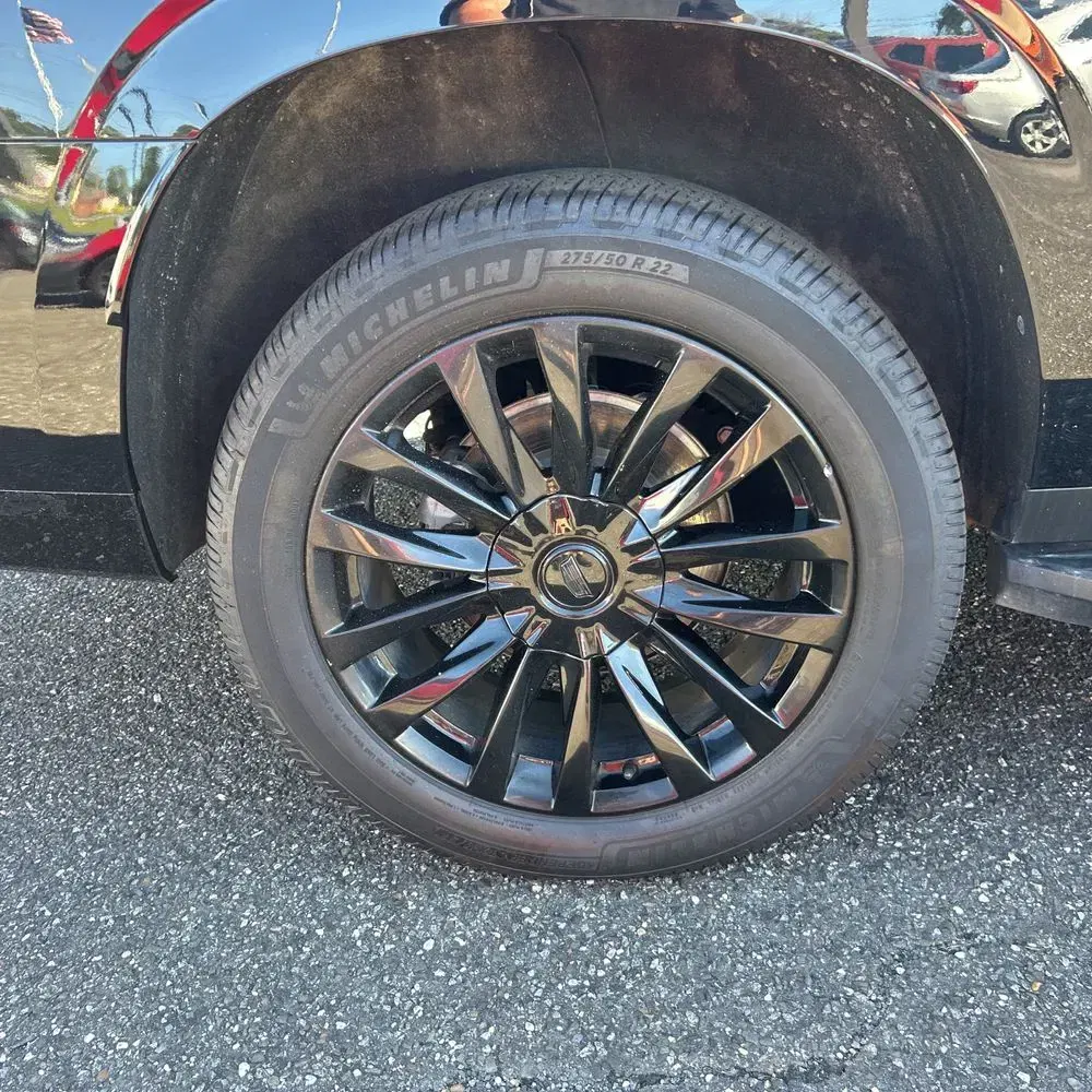 2023 Cadillac Escalade ESV Premium Luxury