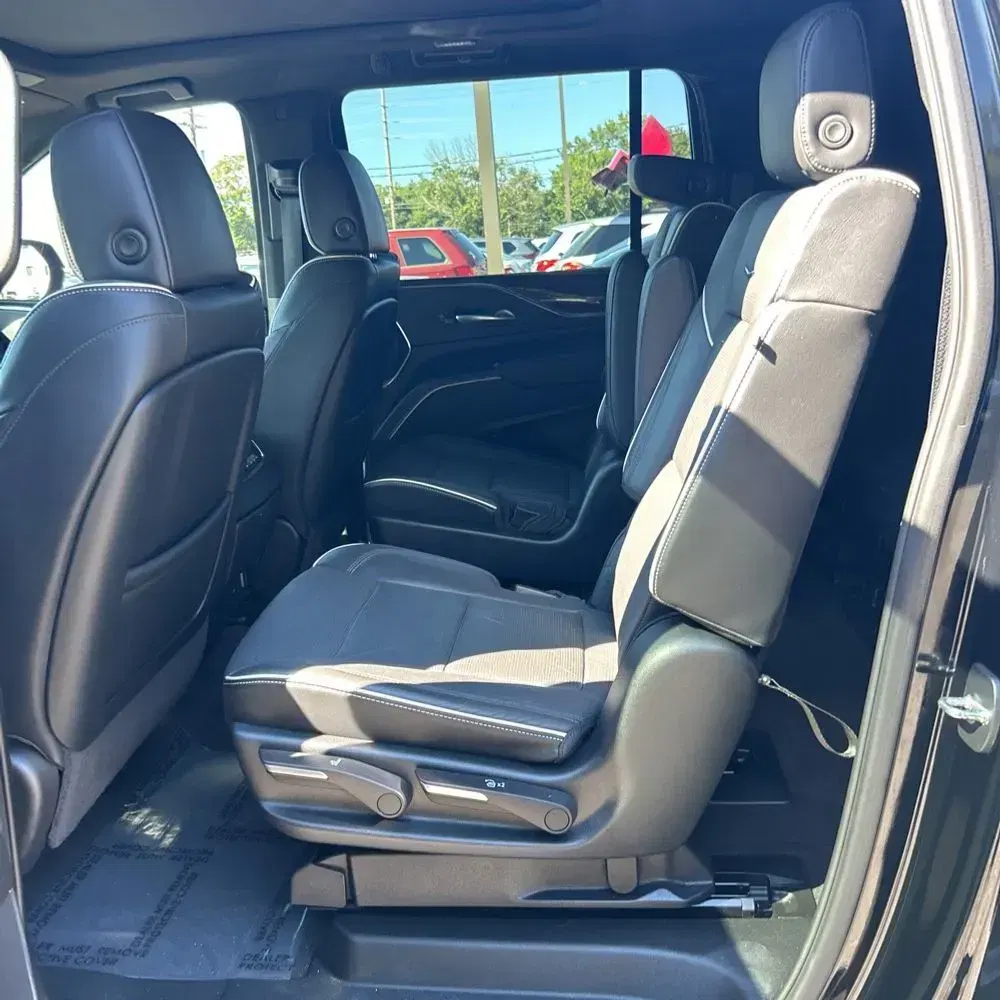 2023 Cadillac Escalade ESV Premium Luxury