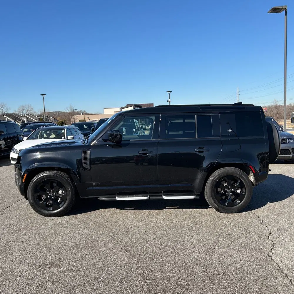 2021 Land Rover Defender 110 X-Dynamic HSE