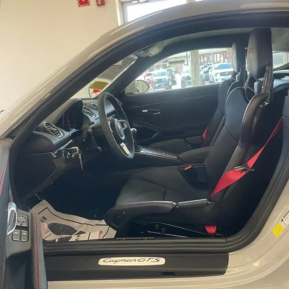 2024 Porsche 718 Cayman GTS 4.0