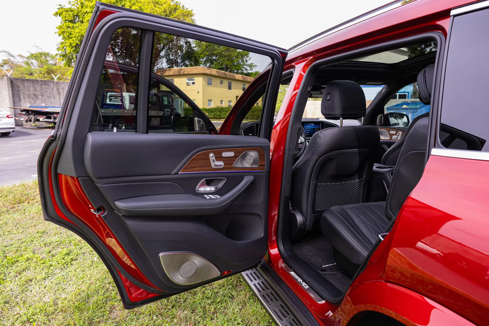 2021 Mercedes-AMG GLS 63 - ~4,600 Miles, 603-hp Twin-Turbo V8, AWD, Highly Equipped