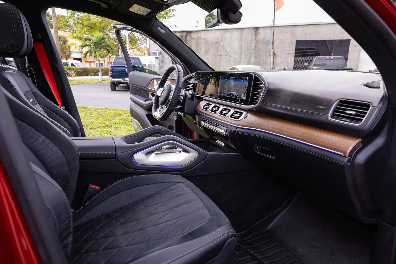 2021 Mercedes-AMG GLS 63 - ~4,600 Miles, 603-hp Twin-Turbo V8, AWD, Highly Equipped