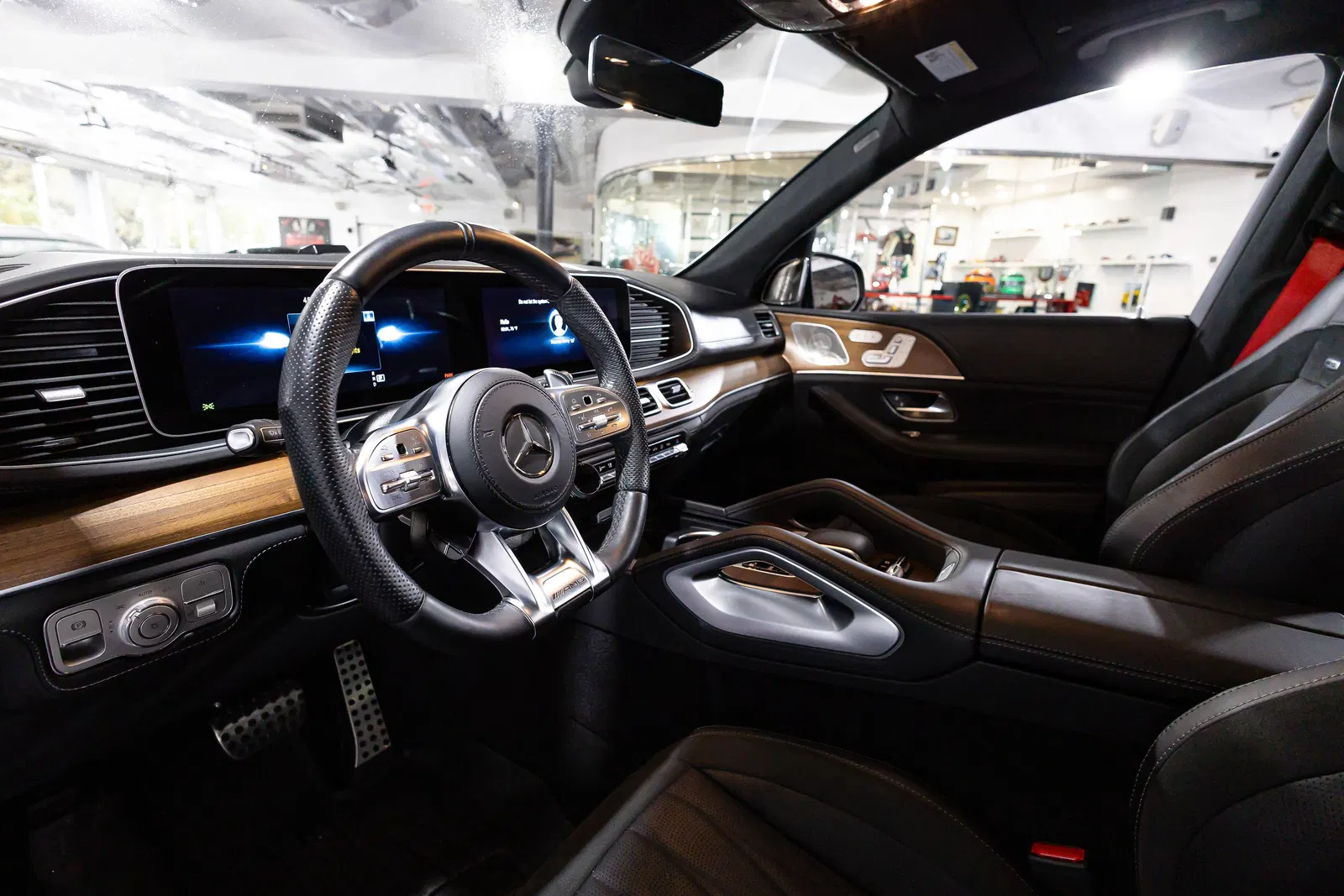 2021 Mercedes-AMG GLS 63 - ~4,600 Miles, 603-hp Twin-Turbo V8, AWD, Highly Equipped