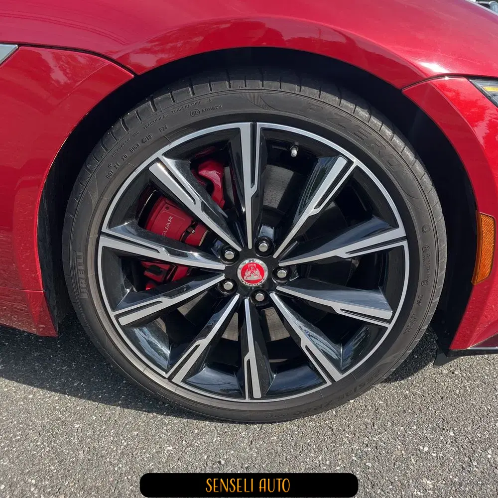 2021 Jaguar F-Type R