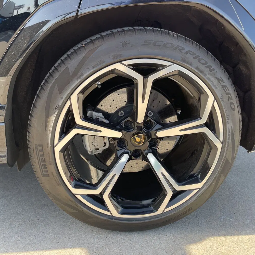 2020 Lamborghini Urus Base