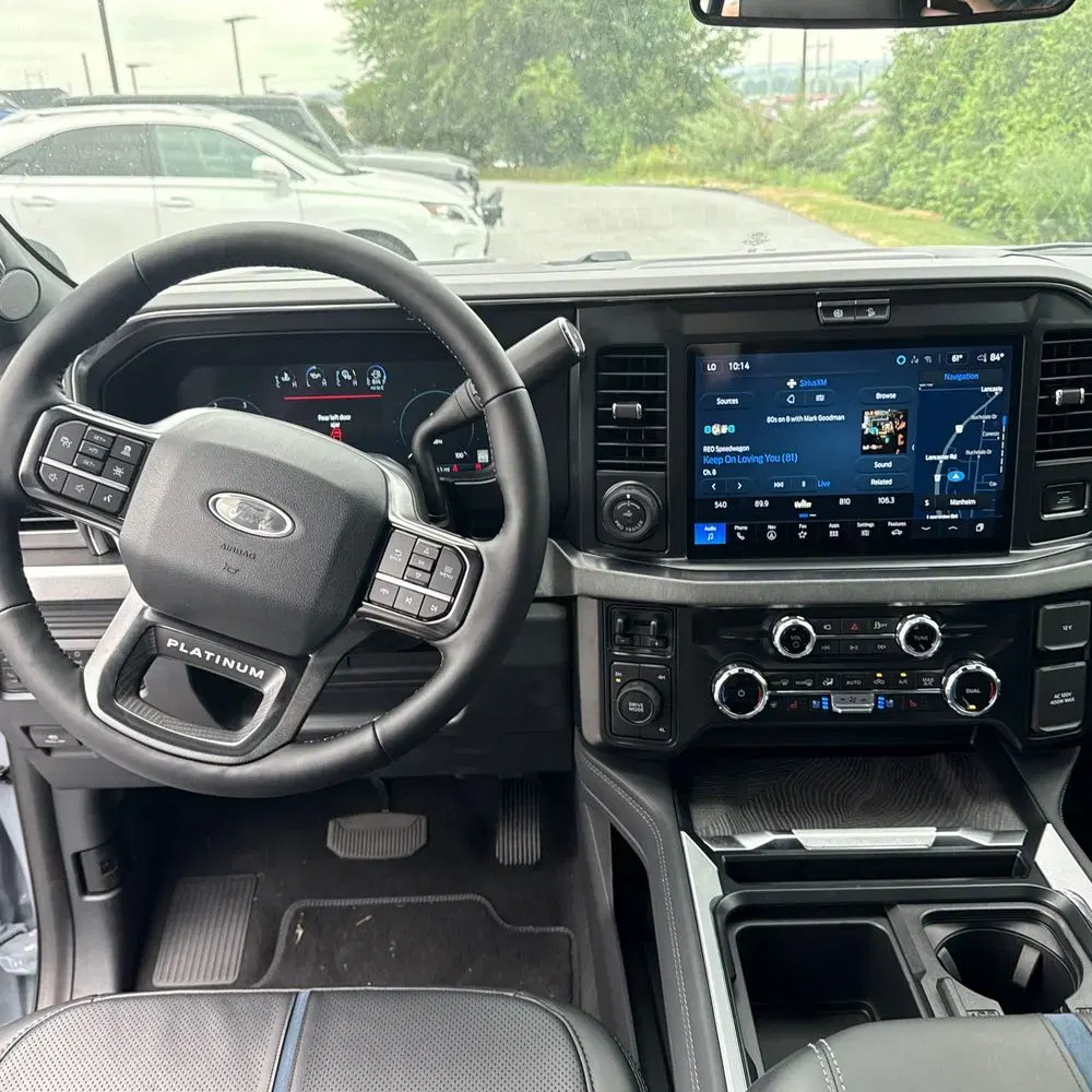 2025 Ford F-450 Super Duty Platinum