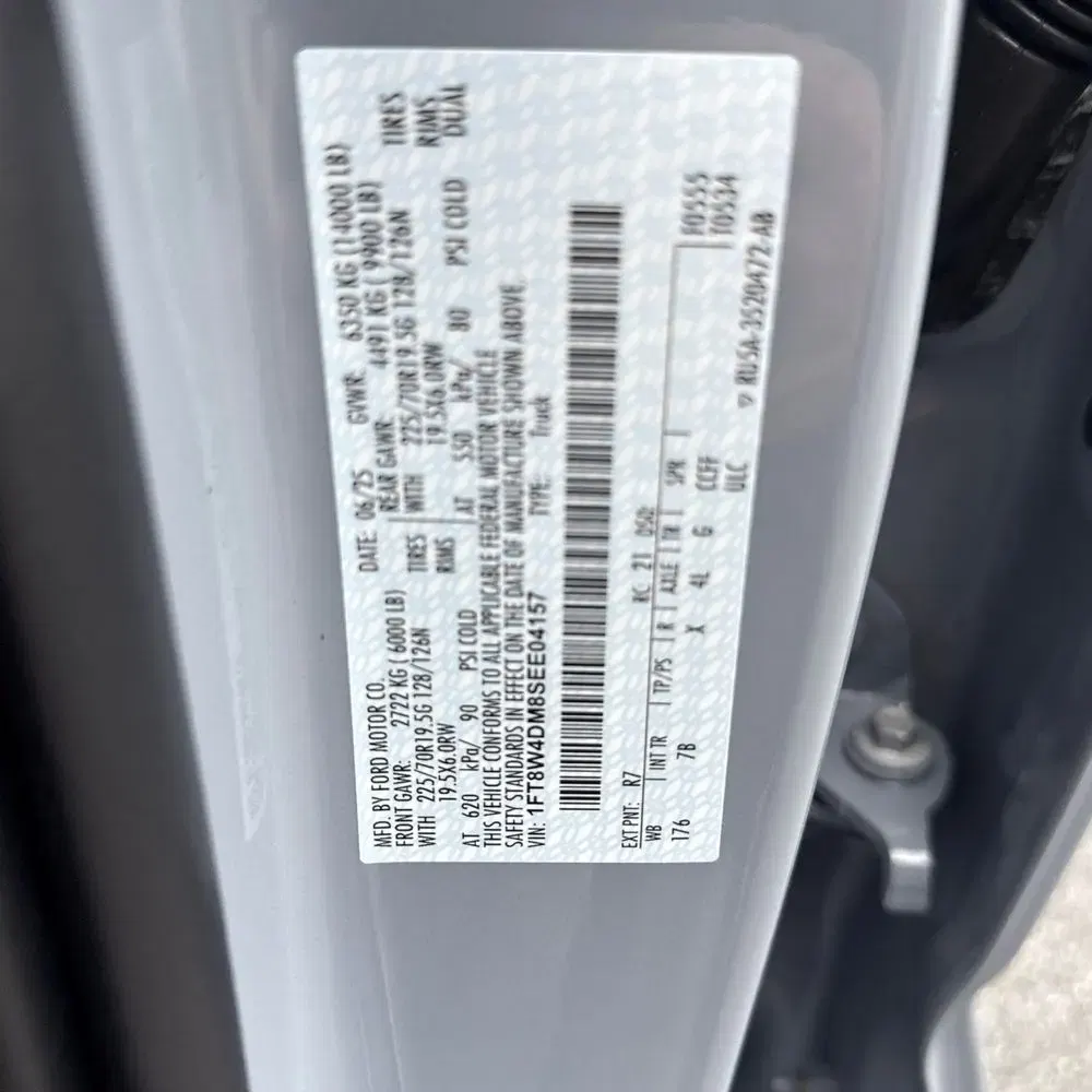 2025 Ford F-450 Super Duty Platinum
