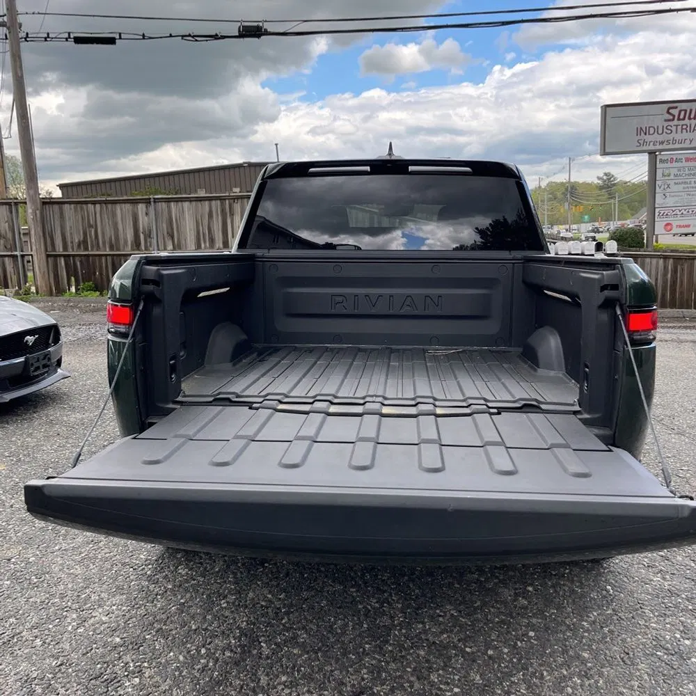 2023 Rivian R1T Adventure Dual-Motor