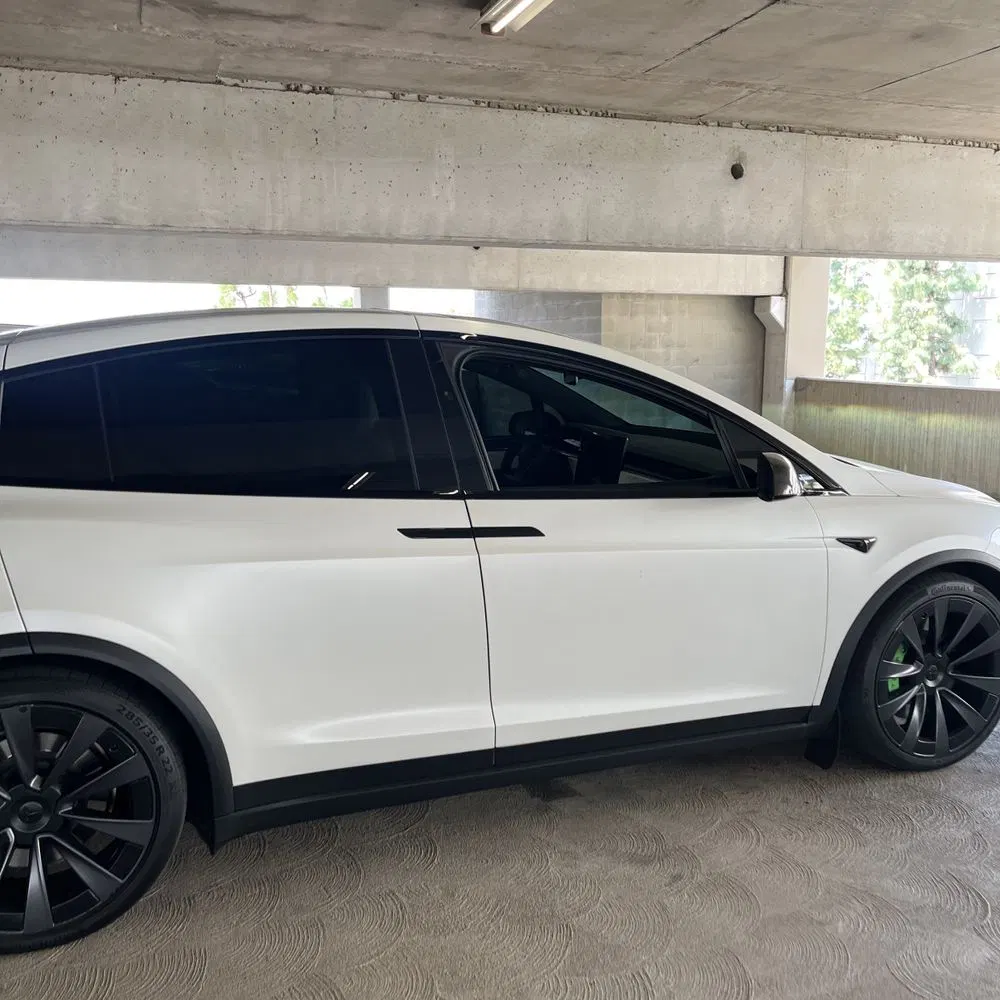 2022 Tesla Model X Plaid
