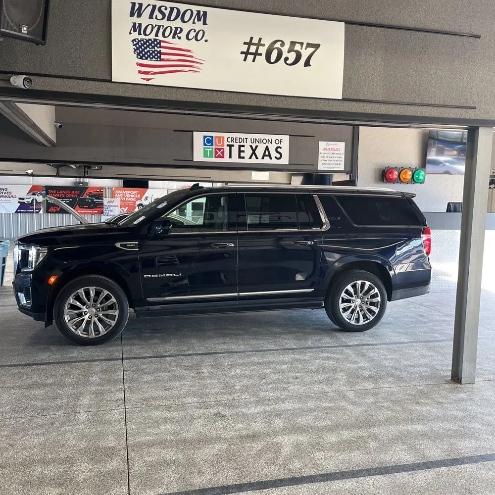 2023 GMC Yukon XL Denali