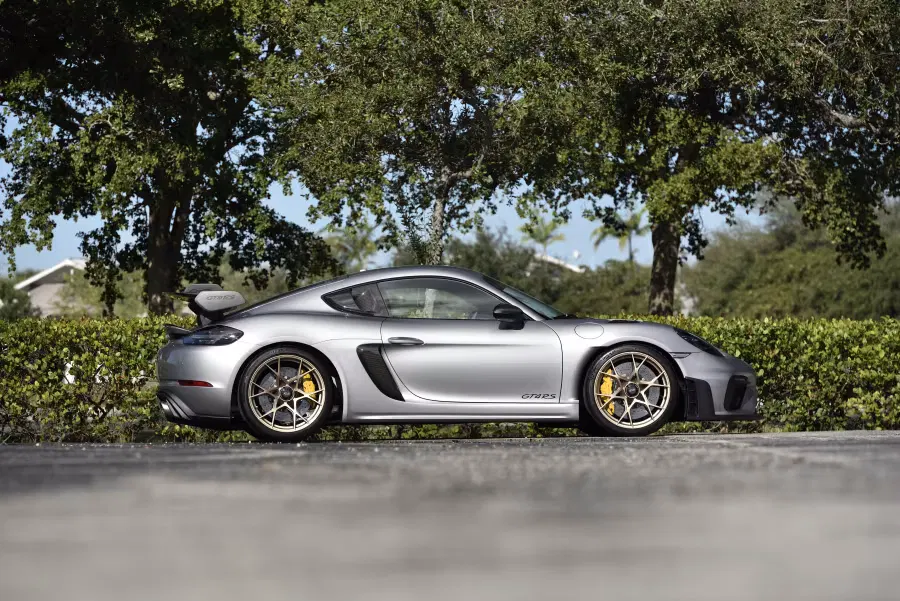 2023 Porsche Cayman GT4 RS
