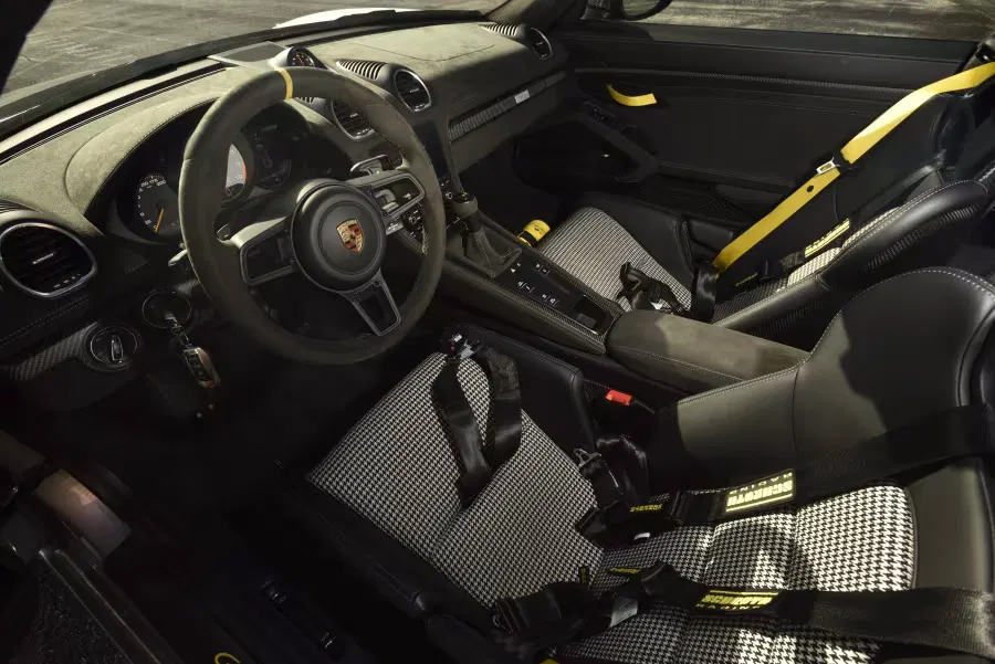 2023 Porsche Cayman GT4 RS