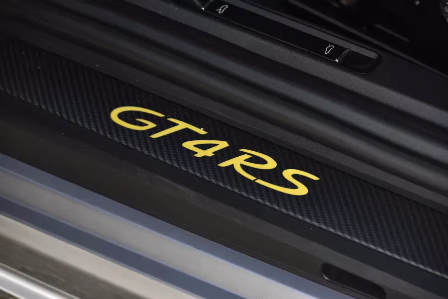 2023 Porsche Cayman GT4 RS