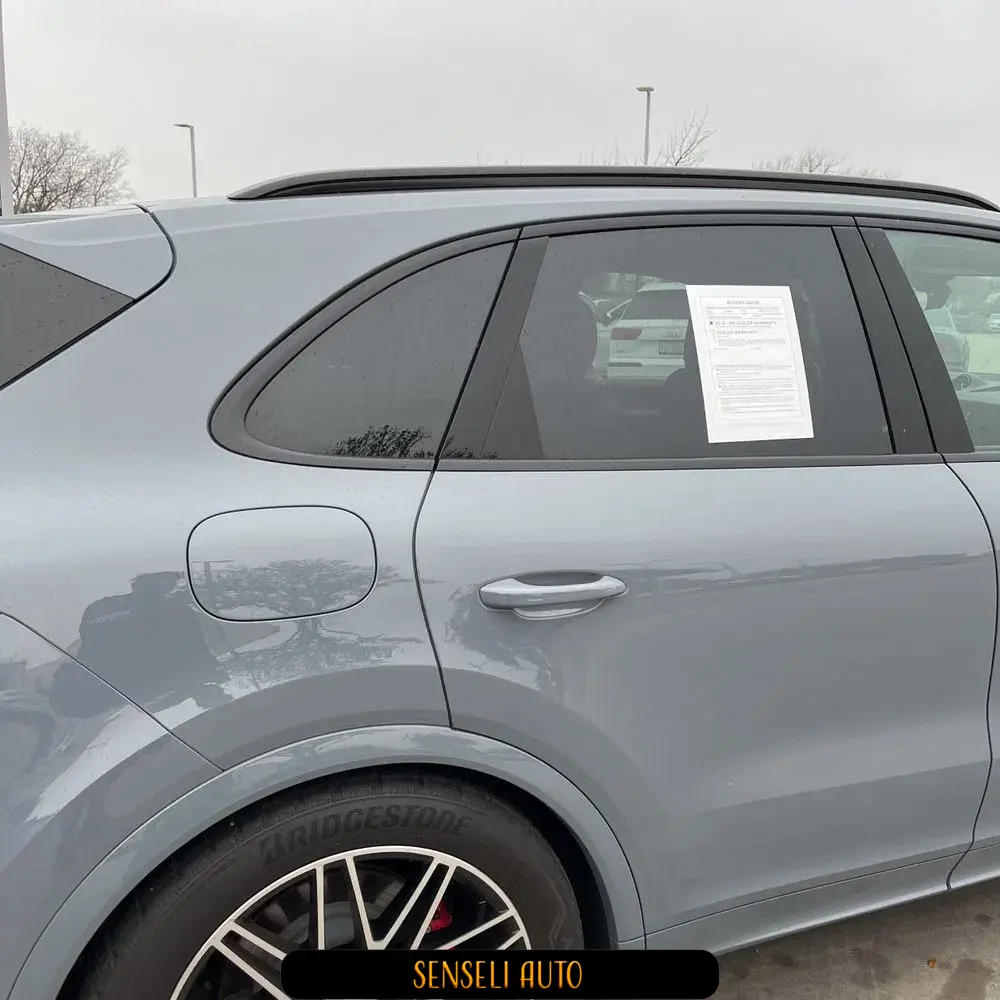 2024 Porsche Cayenne S
