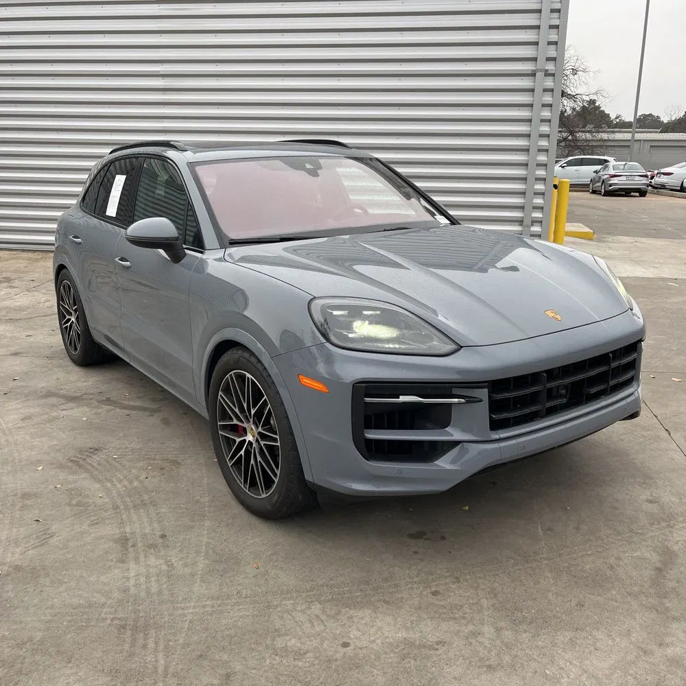 2024 Porsche Cayenne S