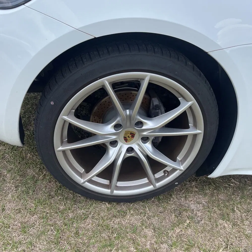 2019 Porsche 718 Cayman Base