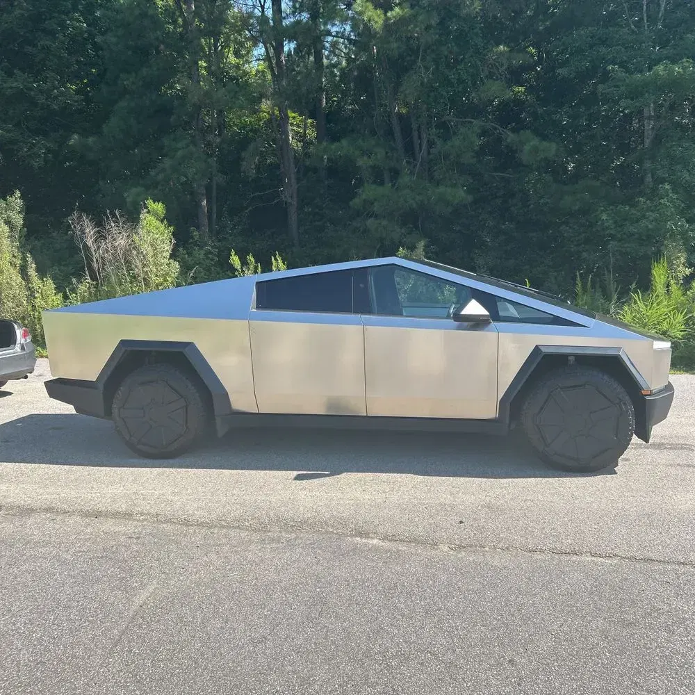 2024 Tesla Cybertruck Base