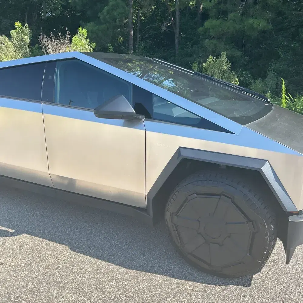 2024 Tesla Cybertruck Base